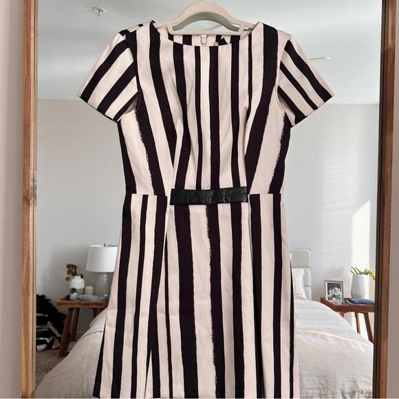 Topshop Dresses & Skirts - Topshop Black and White Striped Mini Dress